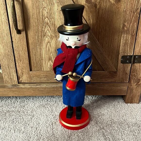 Christmas Scrooge or Caroler Wooden Nutcracker Shelf Sitter- Approx 5” by 15” - Picture 1 of 13